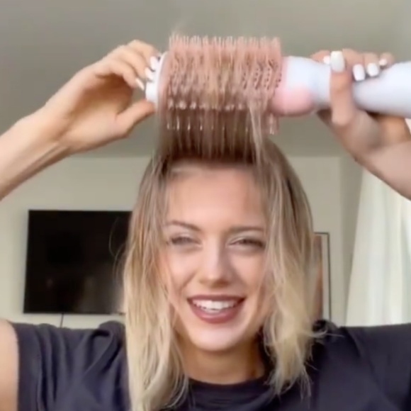 INSERT BLOWOUT HERE - Picture 3 of 9